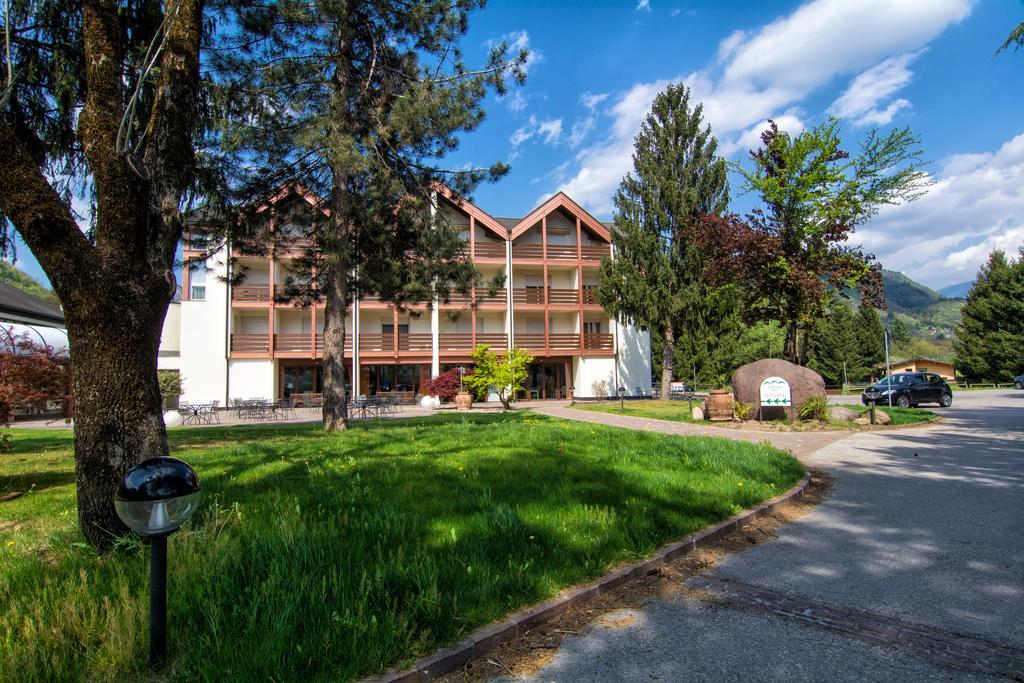Al Ponte Garni Hotel Pergine Valsugana Exterior foto