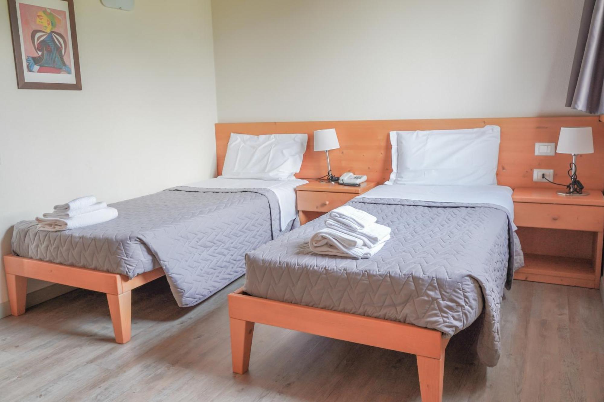 Al Ponte Garni Hotel Pergine Valsugana Quarto foto